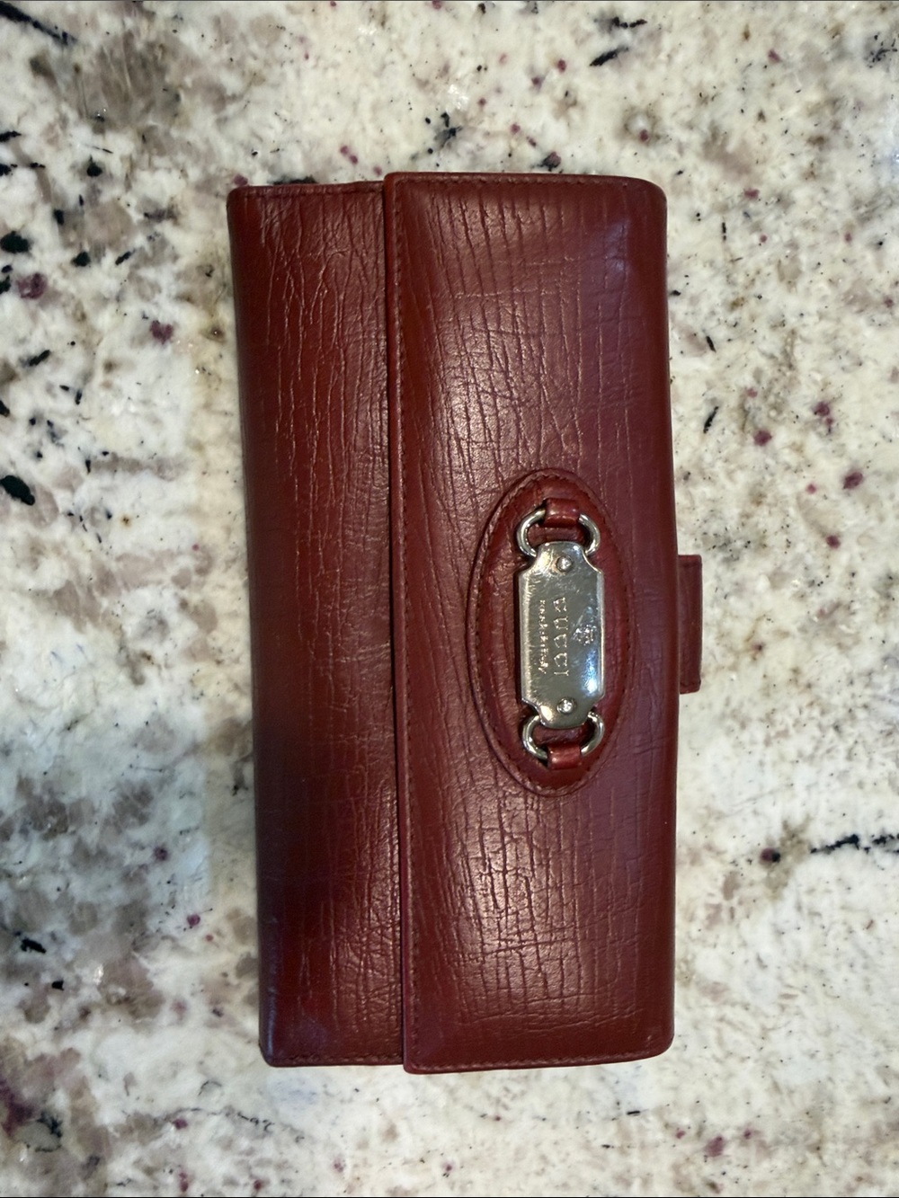 Gucci Textured Wine-Red Leather Bi-Fold Wallet